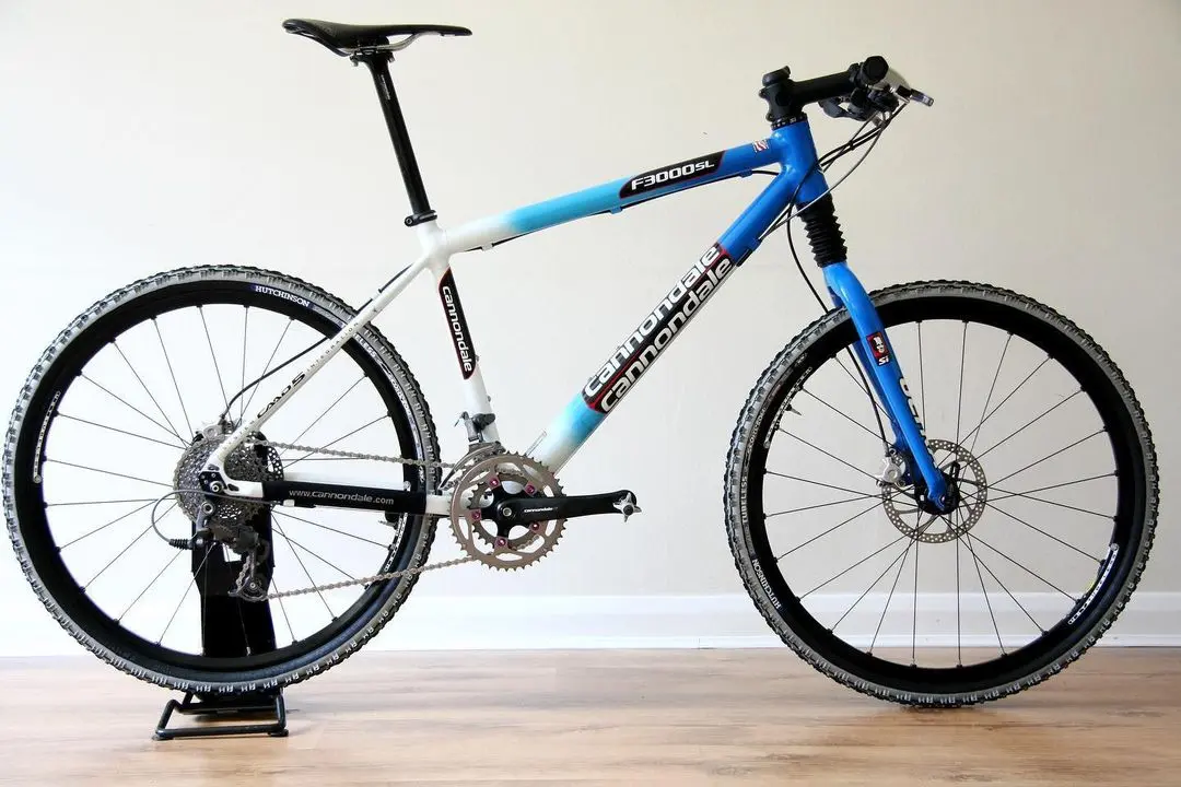 Cannondale F3000 SL in the workshop