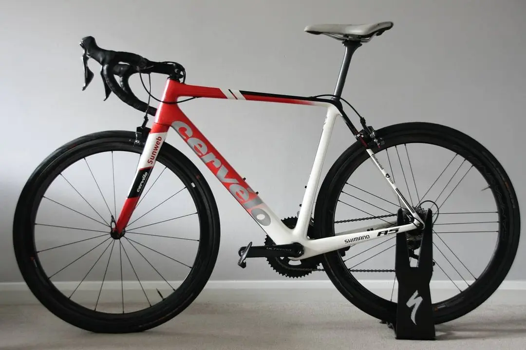 Cervélo road bike in the workshop